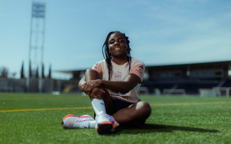Edna Imade: “Dios me ha dado el don del fútbol para ayudar a mi familia, que no le falte ni cama ni comida”