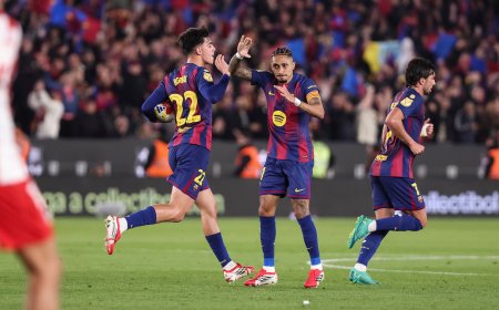 Barcelona - Atlético de Madrid en directo | Bernal marca el tercero y el Barça cree en la remontada