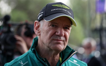 Adrian Newey asume el mal inicio de curso para Aston Martin: “Alonso cree no poder dar más de 25 vueltas consecutivas sin riesgo”