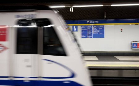 La línea 3 de Metro cierra hasta el domingo entre Moncloa y Sol por una incidencia en la vía en Plaza de España