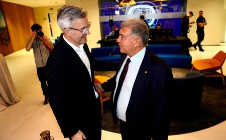 Joan Laporta y Víctor Font elevan la tensión de las elecciones entre reproches tras la irrupción en campaña de Xavi y el nombre de Messi