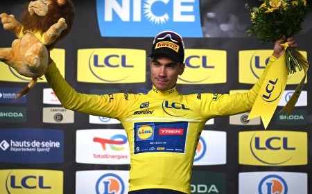 Juan Ayuso estrena el amarillo Tour en la París-Niza