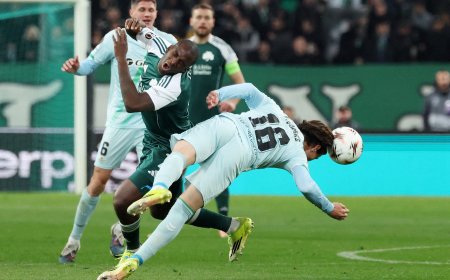El Betis juega con fuego y se quema ante el Panathinaikos