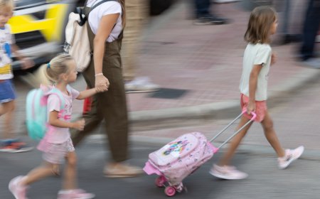 Más Madrid propone una prestación universal para la crianza de hasta 200 euros por hijo