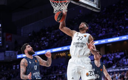 El Madrid prolonga ante el Efes su gran racha como local: 82-71