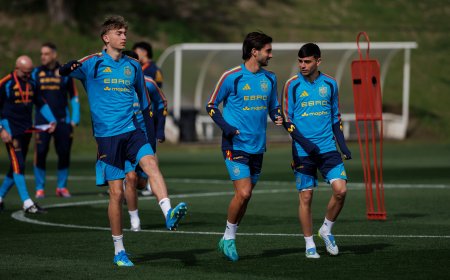 España – Serbia: el partido amistoso de la selección, en directo | De la Fuente apuesta por Laporte y Baena y deja en el banquillo a Huijsen y Dani Olmo