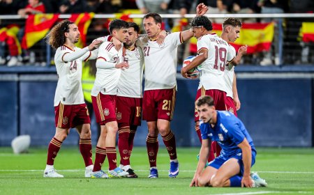 España – Serbia: el partido amistoso de la selección, en directo | Víctor Muñoz hace el tercero de España