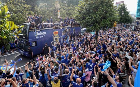 El oviedismo regala al equipo su título más importante: el centenario y la promesa de otro siglo de lucha