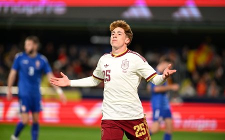 Víctor Muñoz, el futbolista que creció después del ruido, busca su escaparate en el Mundial