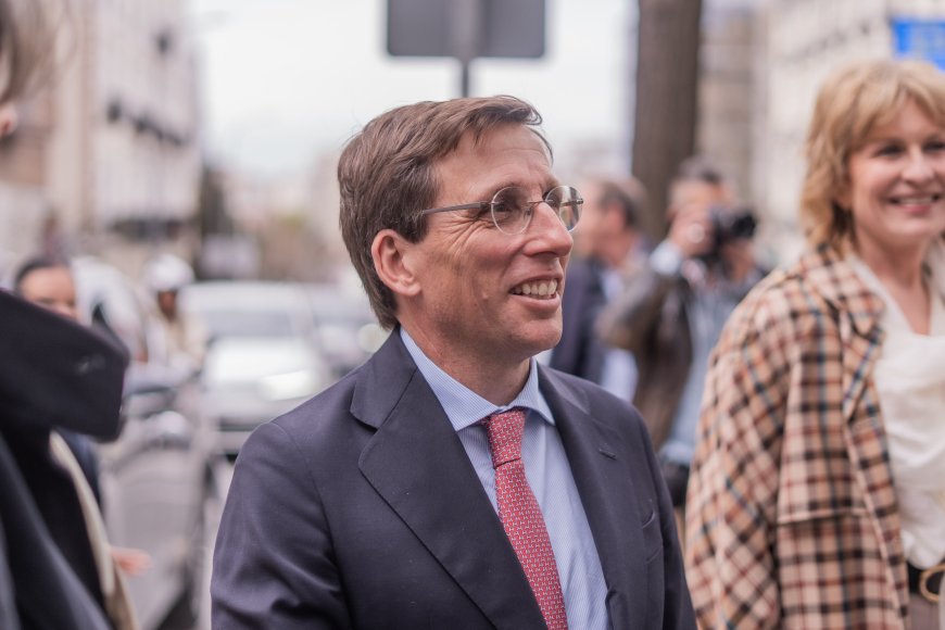 Almeida se burla de los vecinos de Montecarmelo por su lucha contra el cantón: “Dijeron que aquello iba a ser Chernóbil”