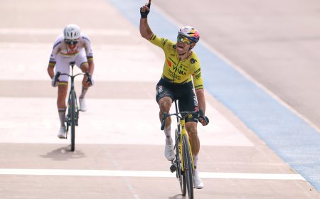 Van Aert le arrebata la París-Roubaix a Pogacar