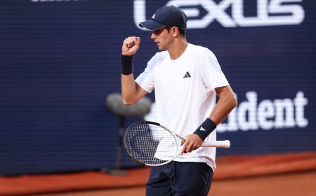 Rafa Jódar sigue en racha y ya está en los cuartos de final del Conde de Godó