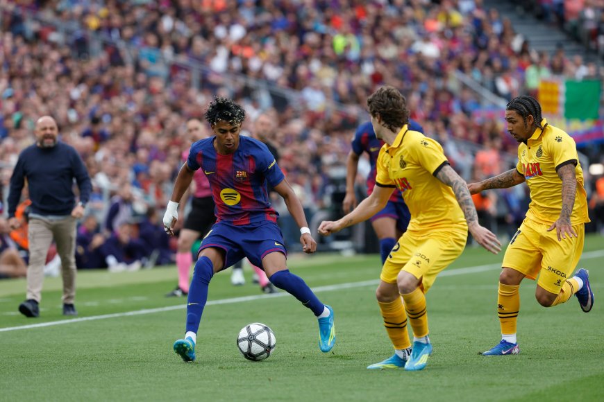Barcelona - Espanyol en directo | Doblete de Ferran que da ventaja al Barça en el derbi