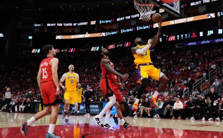 Un incombustible LeBron James cita a los Lakers con los Thunder en las semifinales del Oeste