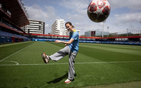 Graham Hansen: “Tienes que ser una persona en el campo y otra fuera; dentro tienes que meterte en guerras”