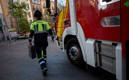 Un incendio provoca el derrumbe de tres viviendas en Morata de Tajuña