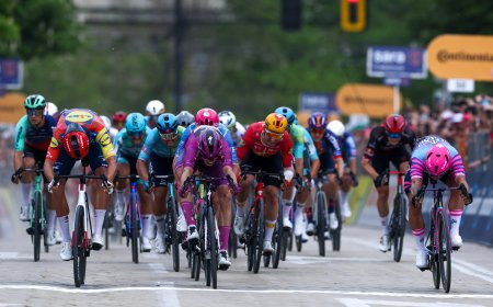Sin Seixas, brilla Paul Magnier, y sin Pogacar, la desgracia se ceba con el UAE en el Giro de Italia