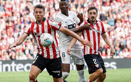 Sadiq acerca al Valencia a la permanencia en un partido que abandona lesionado Nico Williams