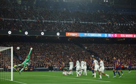 Barcelona - Real Madrid en directo | El Barça gana al descanso con una buena ventaja