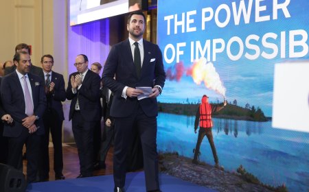 Enrique Riquelme pide tiempo a Florentino Pérez para “dialogar y acordar un proceso más amplio”