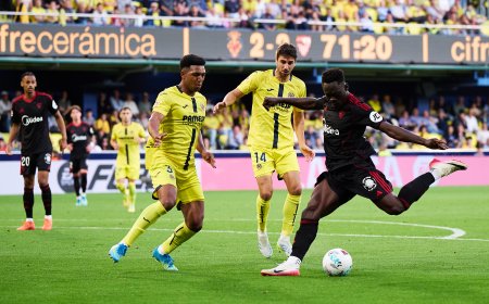 El Sevilla ya roza la salvación al remontar al Villarreal en La Cerámica