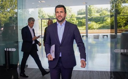 La Junta Electoral del Real Madrid aprueba la candidatura de Enrique Riquelme y el club celebrará elecciones por primera vez en 20 años