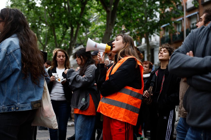 Nace el movimiento “Afectados por los curas” y Mariano, de 67 años, es el primero: desahuciado por la Iglesia tras vivir toda su vida en La Latina