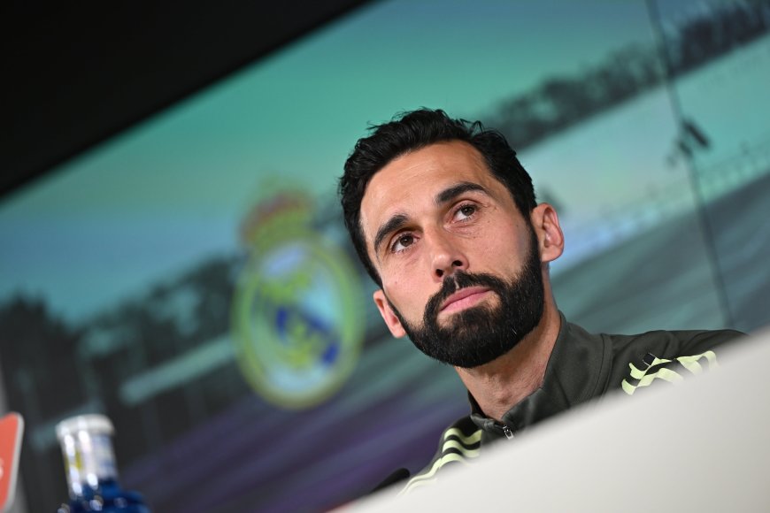 Arbeloa: “Estoy muy orgulloso de Valverde y Tchouameni, representan muy bien el Real Madrid y se merecen que pasemos página”