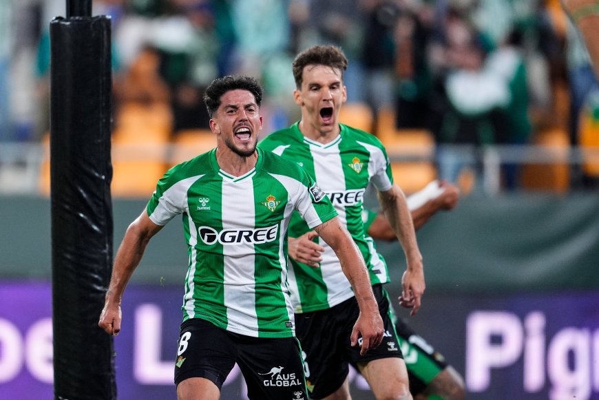 El Betis derrota al Elche y vuelve a la Champions 21 años después