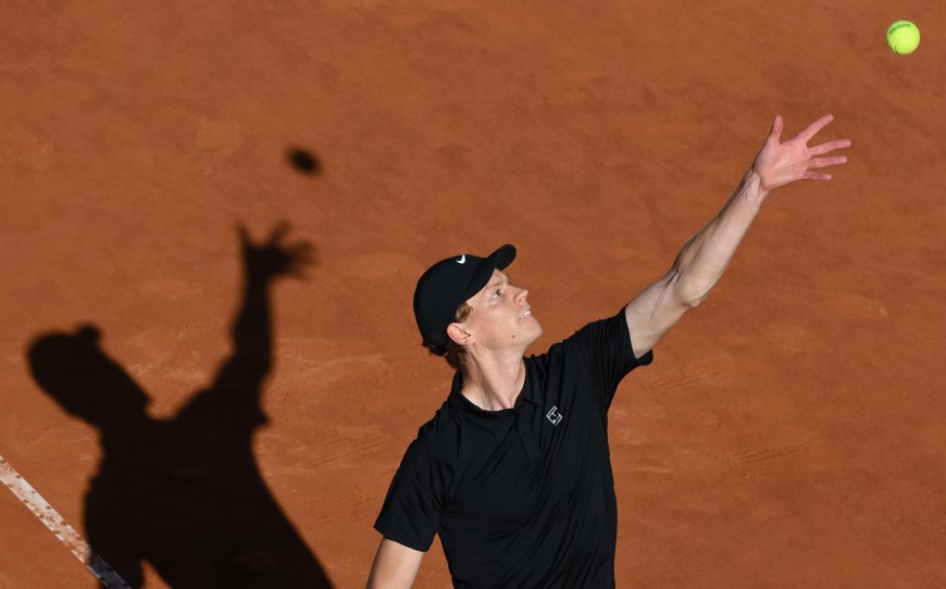 Roland Garros coge forma con una pregunta en el aire: ¿Acaso hay alguien que pueda con Sinner?