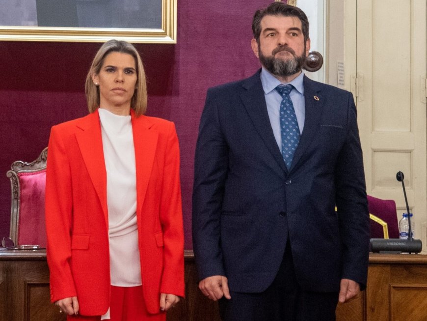 Alcalá de Henares es la casa de los líos: la alcaldesa, (PP) investigada; su número tres (Vox), acusado de acoso; y problemas en la oposición