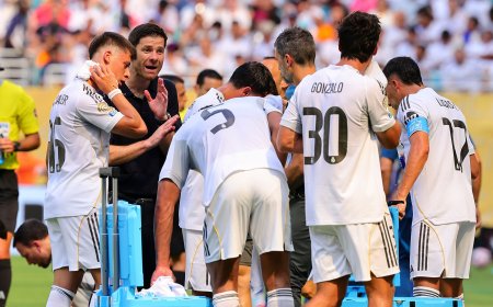 El cambio silencioso en el fútbol: de dos tiempos de 45 minutos a partidos de cuatro cuartos