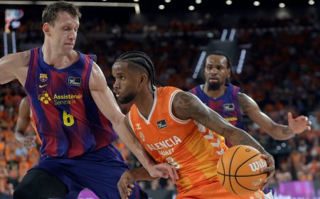 El Valencia Basket zarandea al Barcelona e iguala la serie con una contundente victoria