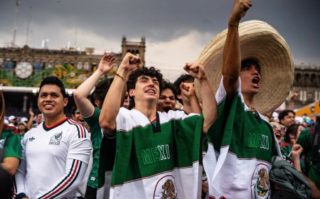 Tres momentos económicos mundialistas de México