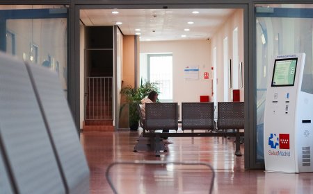 Los sindicatos sanitarios calculan que en los 264 centros de salud de Madrid tienen un déficit de 321 médicos de familia y 44 pediatras