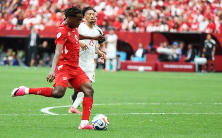 Suiza vence a Canadá, termina primera del Grupo B y crea una estrella: Johan Manzanbi