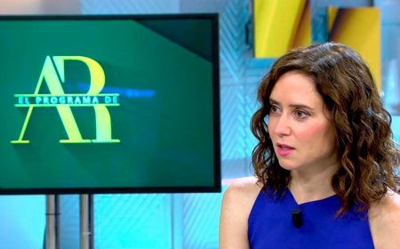 Ayuso eleva el caso Quirón a una trama de espías: “En el despacho hay micrófonos y a los abogados de mi pareja le robaron ordenadores”
