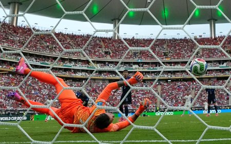 Muslera, ya todo te pasa por viejo