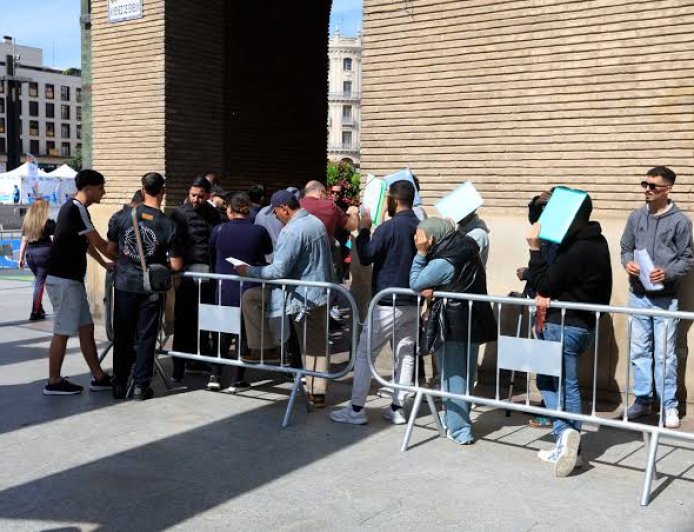 LA REGULARIZACIÓN EXTRAORDINARIA A SOBRE PASADO LOS 900.000 SOLICITUDES