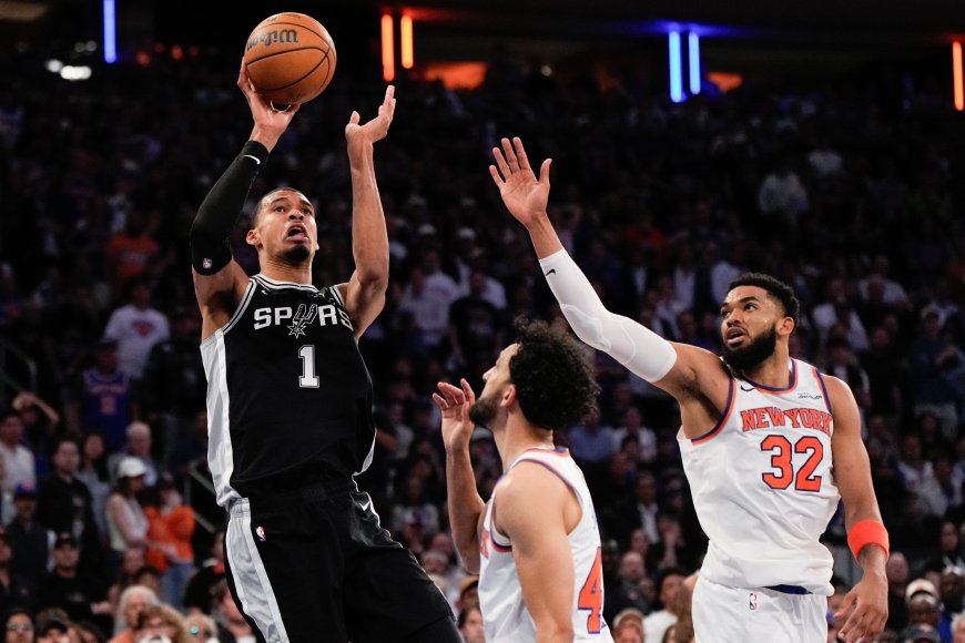 Los Spurs sacuden a los Knicks en su casa para mantenerse con vida en la final de la NBA