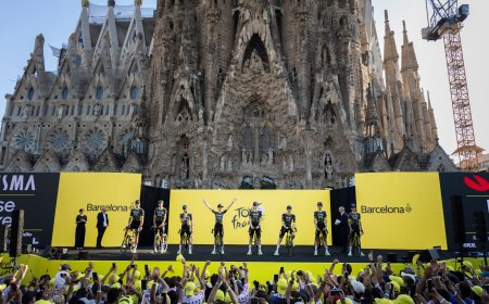 Los aficionados al ciclismo en Barcelona: “Que venga el Tour de Francia es como ir al mundial de fútbol”