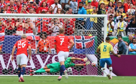 Brasil - Noruega, el partido de octavos del Mundial, en directo | Los porteros mantienen el 0-0 al descanso