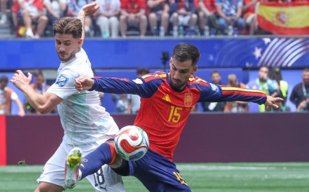 Cuando todo se complica, Álex Baena: así ha forjado su carácter el centrocampista de la Roja