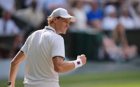 Sinner - Djokovic : semifinales de Wimbledon 2026 en directo | Sinner se hace con los dos primeros sets del partido 6-4, 6-4