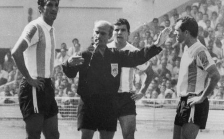 Murió Rattín, el futbolista que en el Mundial 66 inspiró las tarjetas rojas y amarillas