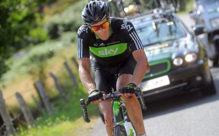 El Tour de Francia regresa a las carreteras del Pas de Peyrol, donde un coche derribó a Flecha hace 15 años