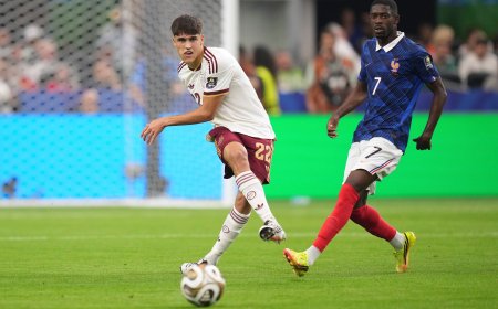 Cubarsí borra la huella de Maldini y ya aspira a ser el mejor joven del Mundial