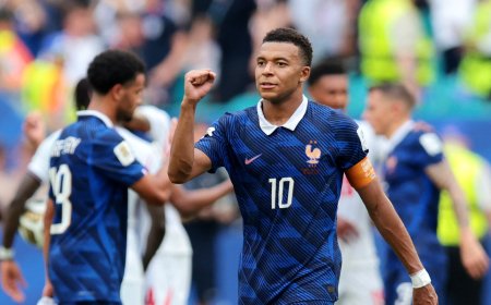 Inglaterra es tercera en una bacanal histórica (6-4) y Mbappé se convierte en el máximo goleador de la historia de los Mundiales