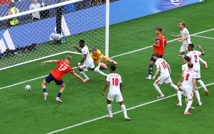 Noruega - Inglaterra, el partido de cuartos de final del Mundial 2026 en directo | El VAR anula un tanto para los noruegos por falta de Haaland y el encuentro continúa en tablas