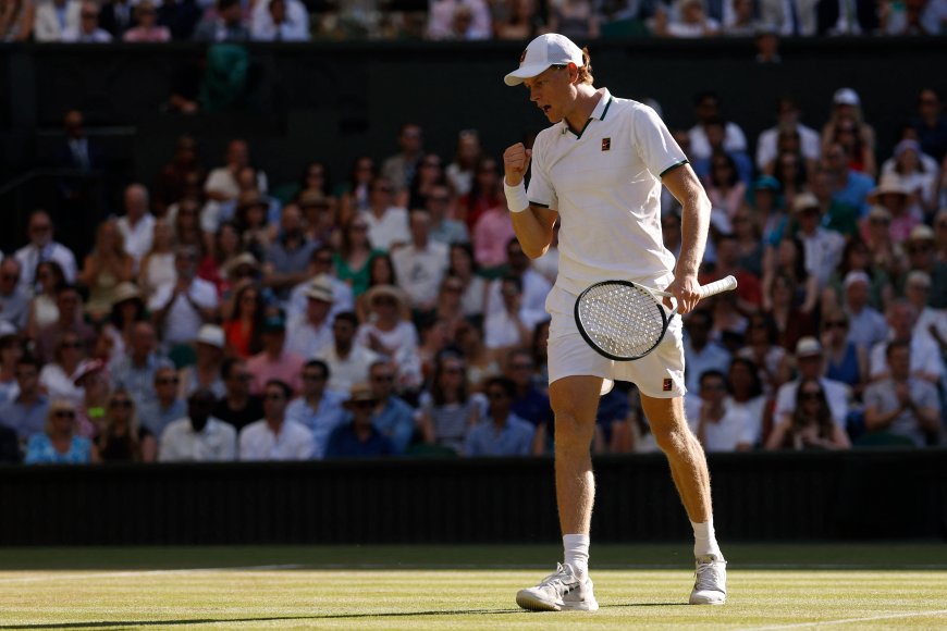 Jannik Sinner - Alexander Zverev, en directo | Sinner gana el tercer set de la final de Wimbledon y está a uno de alzar el título (6-7(7), 7-6(2) y 6-3)